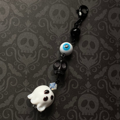 Haunted house gothic ghost keychain, black
