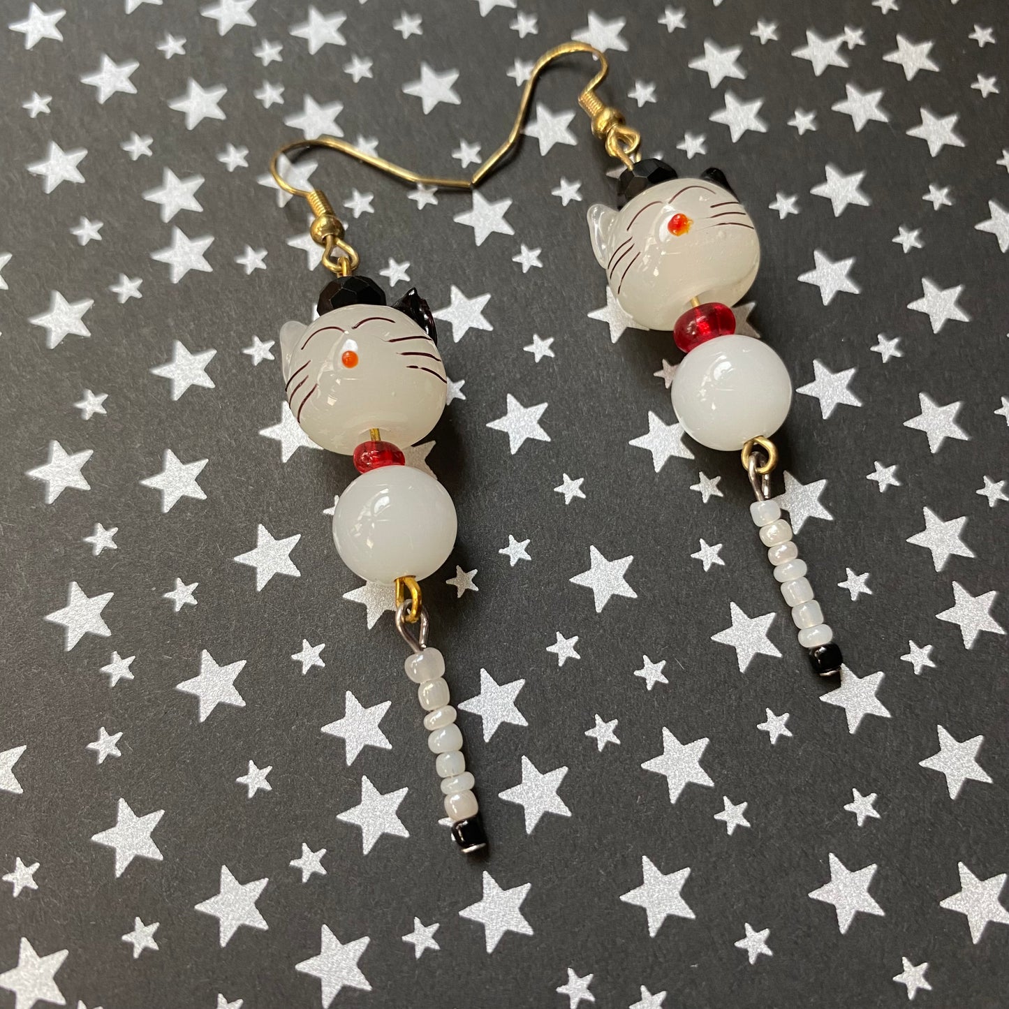 Cutie Kitty Cat Dangle Red Earrings