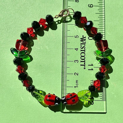 Loving ladybug bead bangle bracelet