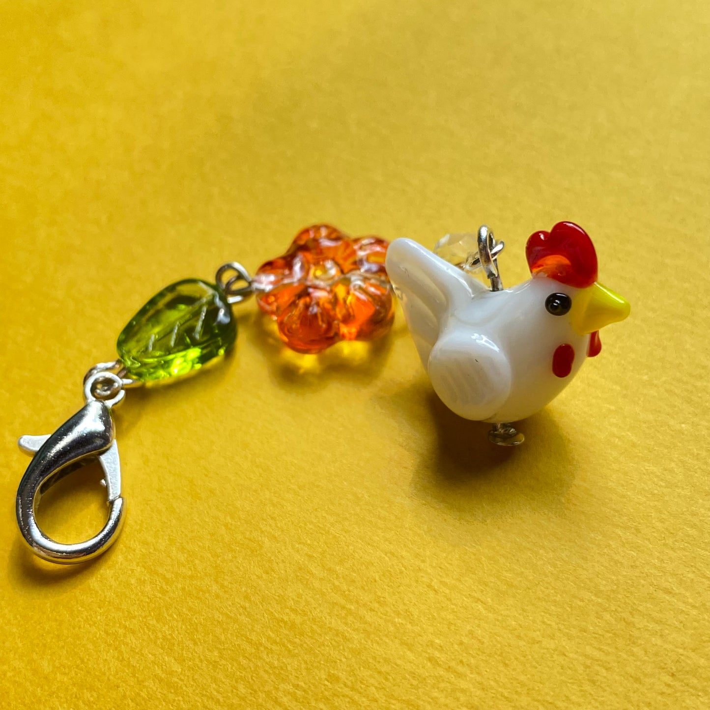Autumn flower and chicken keychain, silver