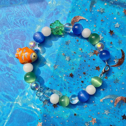Frutiger Aero Gold fish bracelet