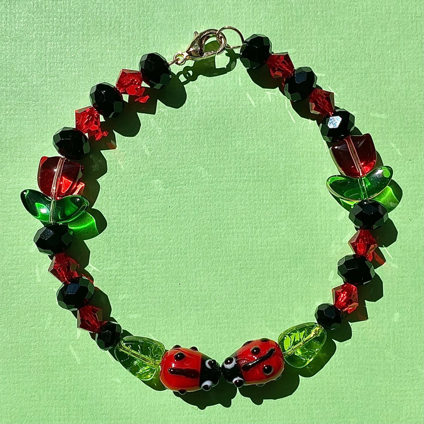 Loving ladybug bead bangle bracelet