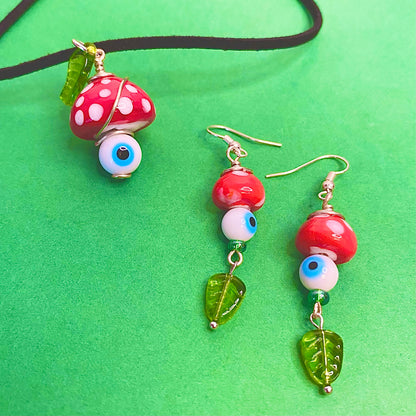 Trippy Toadstool pendant and earring set silver
