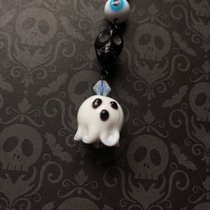 Haunted house gothic ghost keychain, black