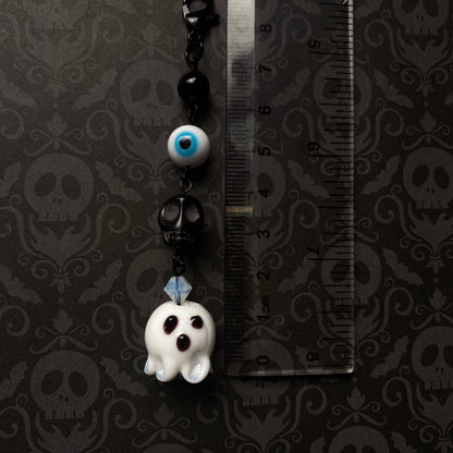 Haunted house gothic ghost keychain, black